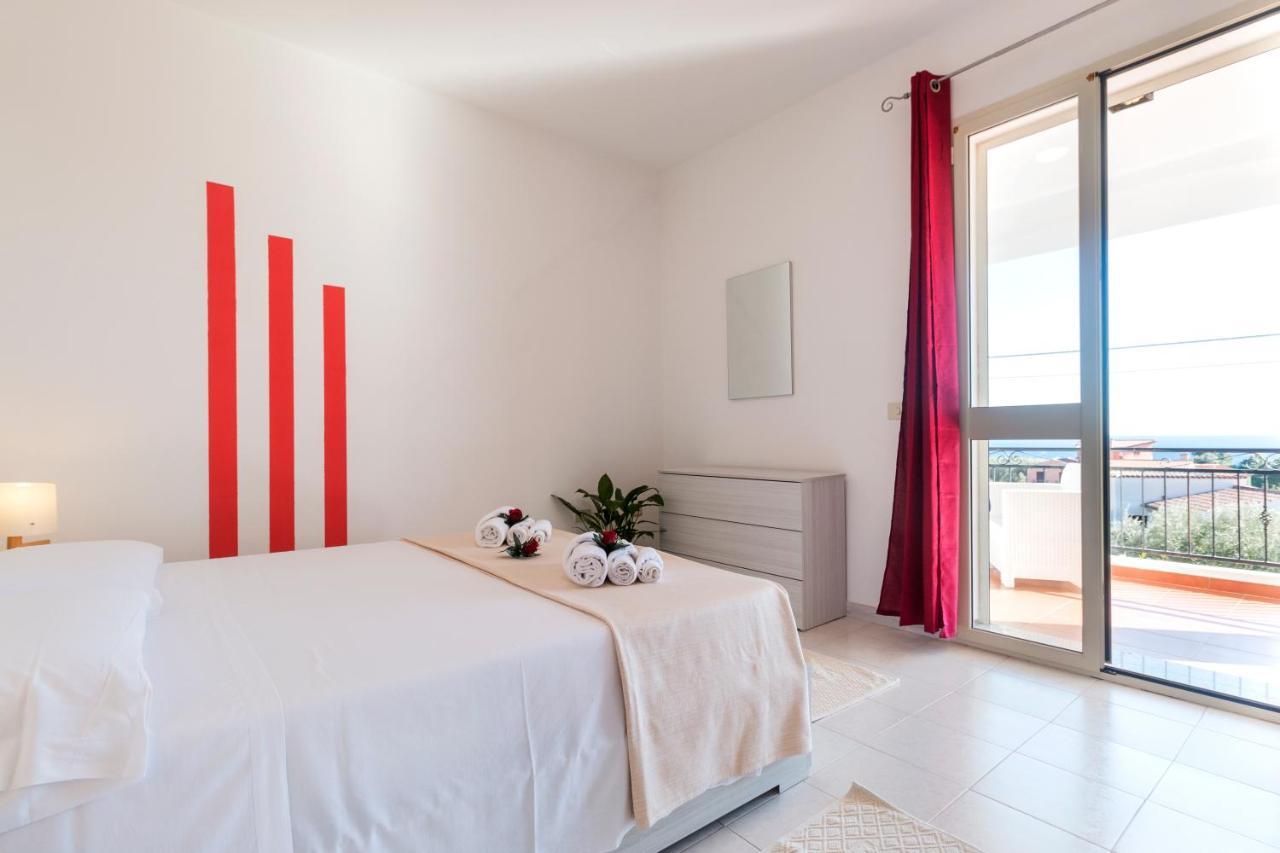Suite Apartment La Punta Кала-Гононе Екстер'єр фото