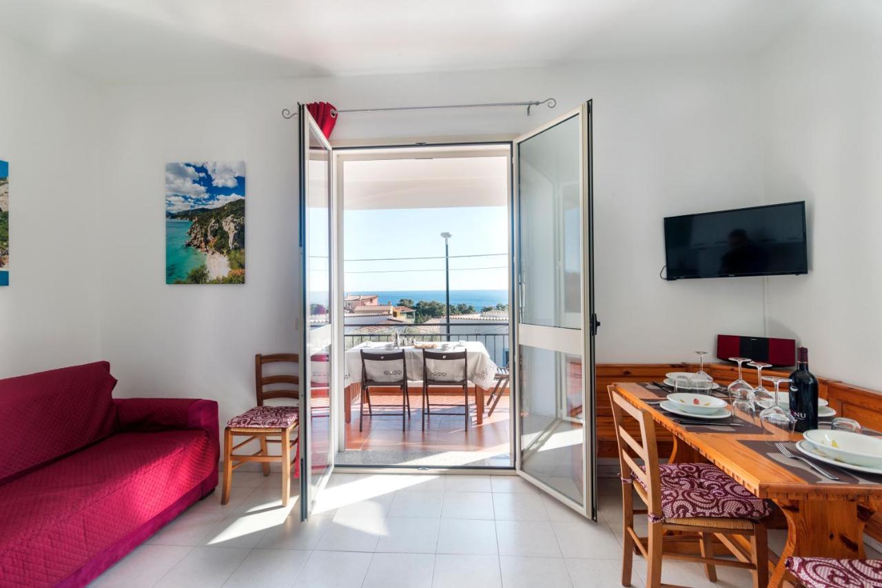 Suite Apartment La Punta Кала-Гононе Екстер'єр фото