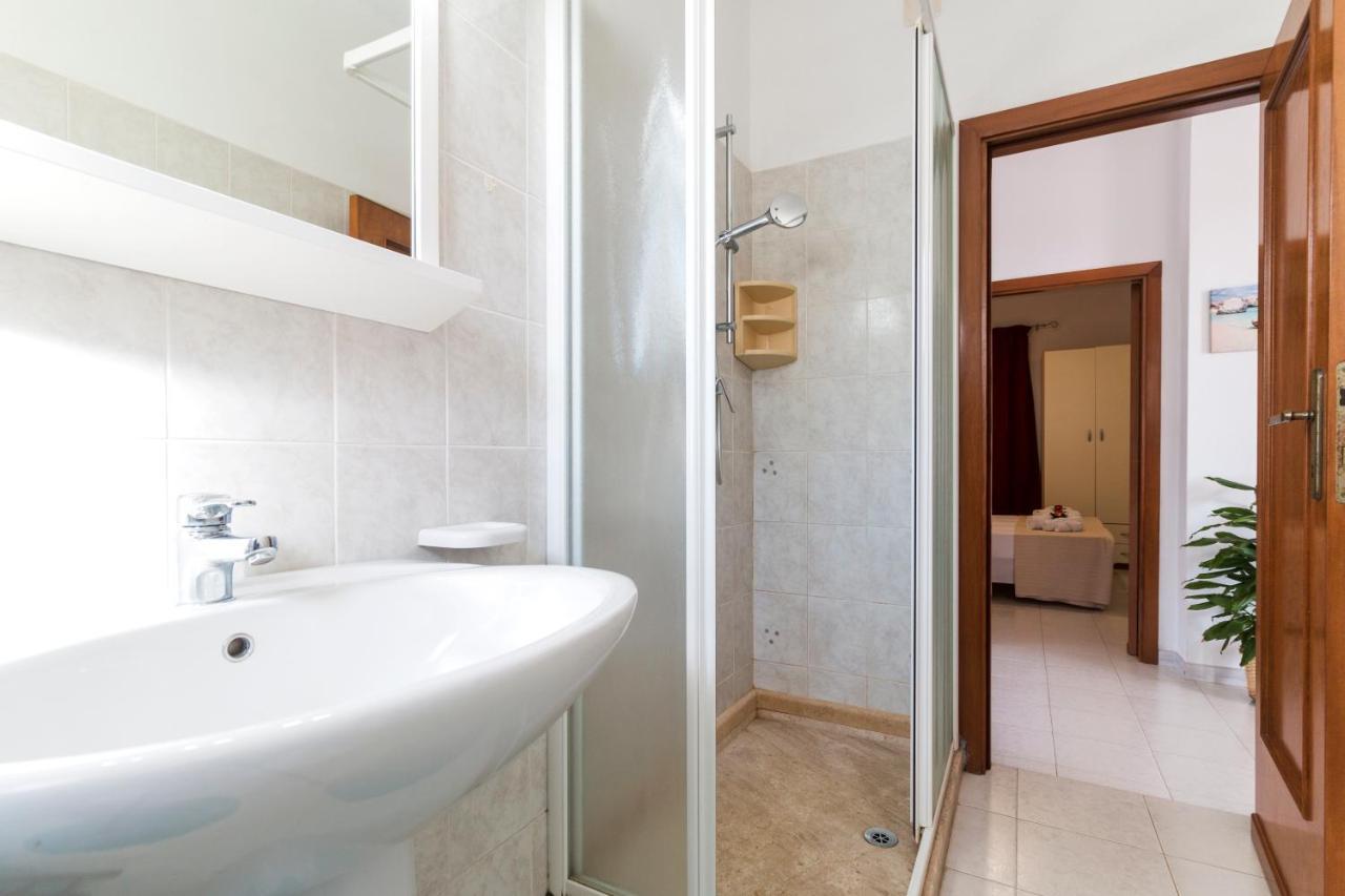 Suite Apartment La Punta Кала-Гононе Екстер'єр фото